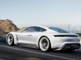 Porsche разработает супербыструю зарядку для электромобилей