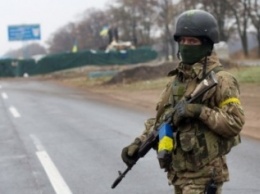 Кепки "мазепинки", пилотки и новые мундиры: в украинской армии меняют старую форму (ФОТО)