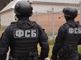 В Крыму задержанный ФСБ преподаватель сбежал из-под домашнего ареста в Украину