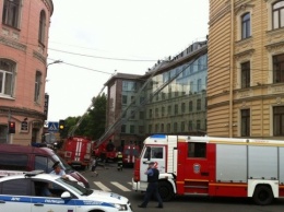 В Санкт-Петербурге загорелось здание Центробанка
