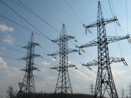 В Запорожской области тракторист снес электроопору, поставляющую свет в Донбасс