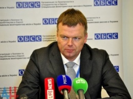 В Донецке глава СММ ОБСЕ встречался с Захарченко