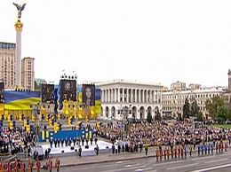 Порошенко не смог разогнать тучи над парадом по случаю 25-летия "независимости"