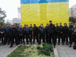 Активисты ОУН отказались от идеи свержения памятника Щорсу в Киеве (фото)