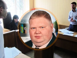 В Полтаве суд оправдал налоговика-миллионера Звонкова
