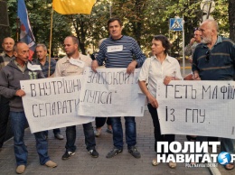 «А нас за что? Мы же стояли на Майдане и помогали АТО!» - коммерсанты митингуют в Киеве