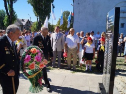 В Брянке открыли памятник погибшим горнякам «Краснопольевской»