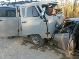 В Алданском районе в результате ДТП пострадали три человека: самые серьезные травмы получил мальчик