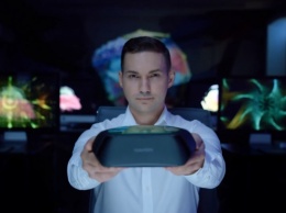 Видео: WayRay рассказала о производстве голографического навигатора в рекламном ролике