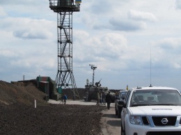 В Харьковской обл. на границе с РФ пограничники возвели "экспериментальную" башню