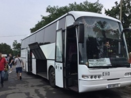 Мариуполтьцы штурмуют автобус, следующий в Минск