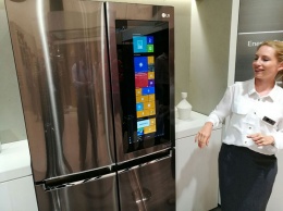Новый холодильник LG с 29-дюймовым тачскрином работает на Windows 10 [видео]
