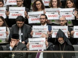 Позиция Берлина по геноциду вызвала возмущение армянской общины ФРГ