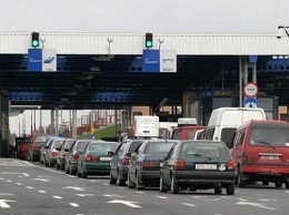 В очередях на границе с Польшей стоят 1170 автомобилей