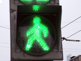 В центре Запорожья пешехода сбили на "зеленом свете"