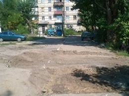В городе Рубежное начался ремонт межквартальных дорог