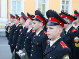 Путин принял участие в открытии Суворовского училища в Туле