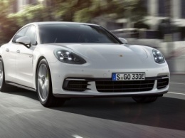 Новая Porsche Panamera стала гибридом