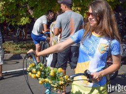 Около тысячи николаевцев отметили День города праздничным велопробегом