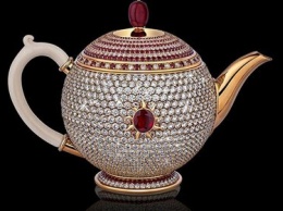 В Лондоне на аукционе продадут самый дорогой в мире чайник за 3 миллиона доларов