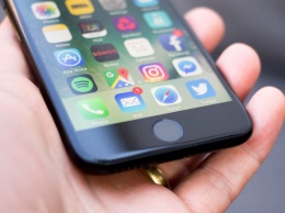 Apple отказалась от использования сапфира в iPhone 7 - кнопка Home и камера защищены обычным стеклом