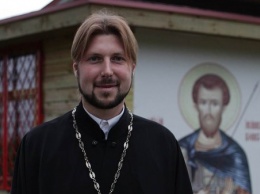 Обвиняемого в педофилии священника Грозовского этапируют в Петербург