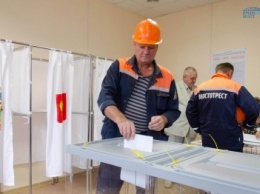 Строители Крымского моста голосуют без отрыва от производства (ФОТО)