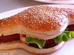 Австралиец запатентовал смесь гамбургера и хотдога под названием "гамдог"
