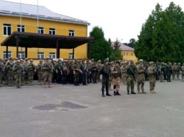 Украинских военных на Львовщине тренируют американцы