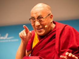 Далай-лама посетит рок-фестиваль «Гластонбери»