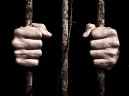Двум полицейским из Кривого Озера суд продлил строк содержания под стражей еще на два месяца