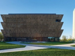 В Вашингтоне открылся музей афро-американской истории, который строился 13 лет