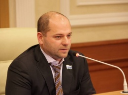Депутат Гаффнер, советующий россиянам меньше есть, попался на поддельном дипломе