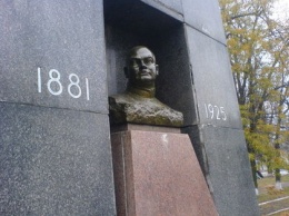 Останки Котовского перезахоронят на кладбище