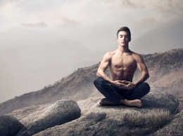 С помощью медитации можно контролировать эмоции