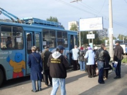 Северодончане недовольны посадкой в троллейбусы - претензии адресовали к Буткову