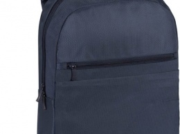 RivaCase 8065 Dark Blue - недорогой и крепкий рюкзак для ноутбука