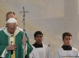 Папа римский призвал католиков Азербайджана к сплоченности