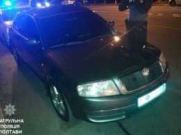 В Полтаве полицейские задержали автомобиль с оружием