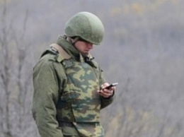 Рада запретила военным пользоваться мобильными телефонами в зоне АТО