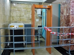 В Санкт-Петербурге на 15 станциях метро появятся рентген-установки