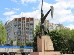 Николаевская облгосадминистрация все таки требует снести памятник милиционерам (ДОКУМЕНТ)