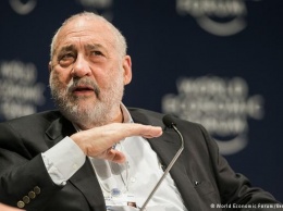 Нобелевский лауреат по экономике предсказал раскол еврозоны