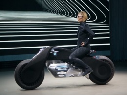 BMW представил самобалансирующийся мотоцикл будущего