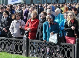 Митинги в Донецке и Луганске состоят из "подневольных крепостных ОРДЛО" с заранее подготовленными плакатами и словами