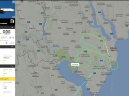 В Одессе не смог приземлиться самолет из Анталии: сейчас пытаются сесть белорусские "танкисты" (обновляется)
