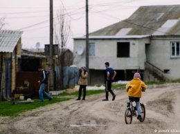 В Крыму ФСБ провела обыски и задержания крымских татар