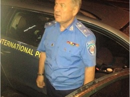 В Киеве "Дорожный контроль" поймал пьяного генерала с поддельными удостоверениями