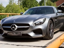Спорткар Mercedes-AMG GT стал более мощным (ФОТО)
