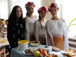 Ученики одной из школ Херсонщины провели благотворительную ярмарку